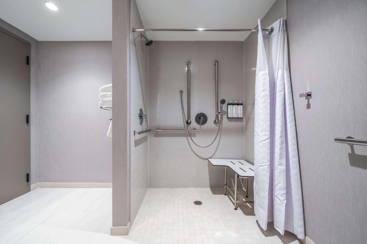 Hyatt Place Gainesville Downtown Екстер'єр фото