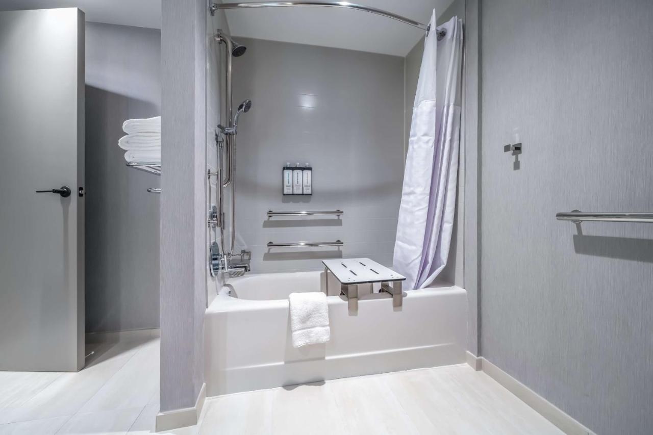 Hyatt Place Gainesville Downtown Екстер'єр фото